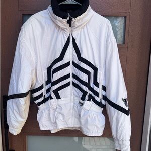 Head Tryolia Vintage Black and White Tyrolia Skiwear Patch Vintage 90s/ Y2K